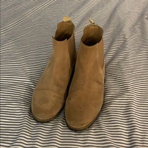 Chelsea Boots